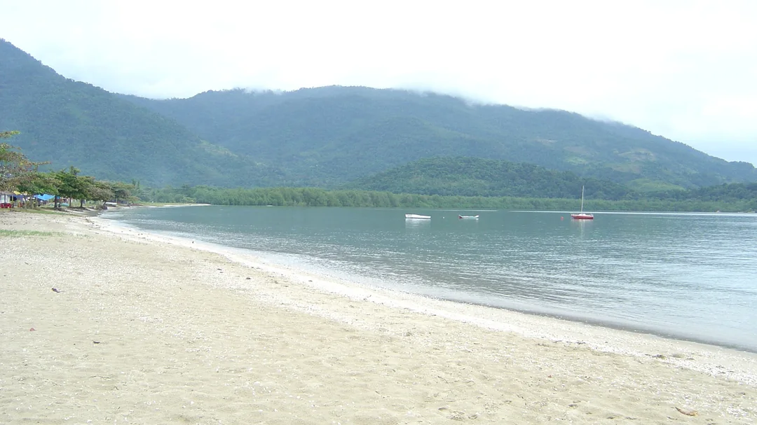 Vista de Praia do Jabaquara, em Paraty (RJ)
