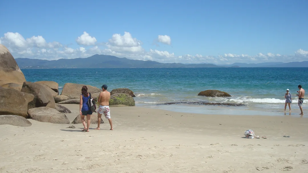Vista de Ponta das Canas, em Florianópolis (SC)