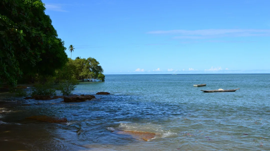 Vista de Praia da Cueira, em Cairu (BA)