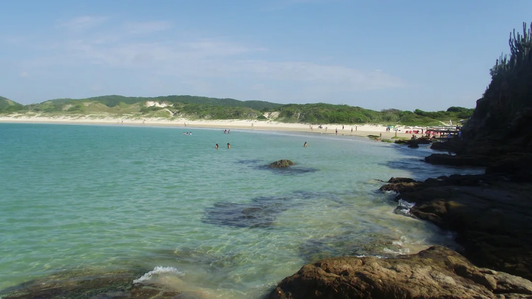 Vista de Praia das Conchas, em Cabo Frio (RJ)