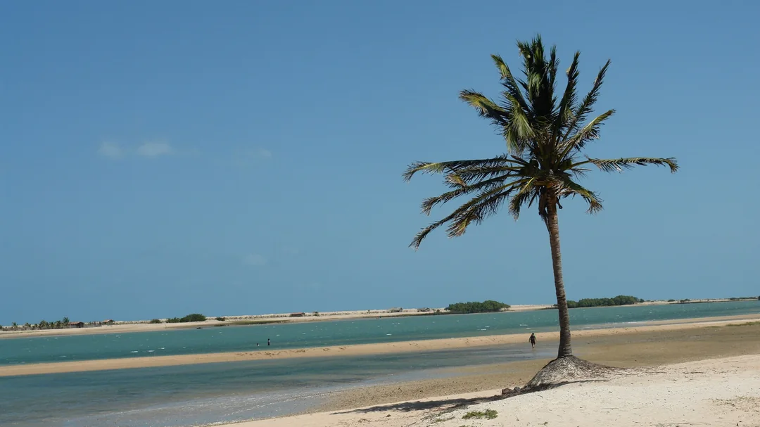Vista de Praia de Guajiru, em Trairi (CE)