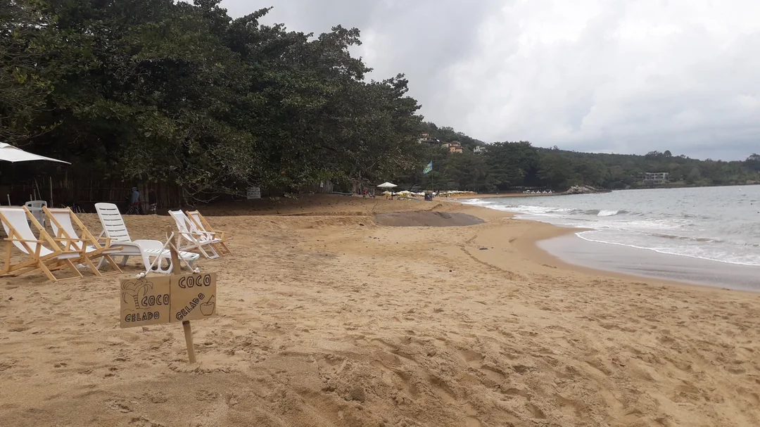 Vista de Praia do Curral, em Ilhabela (SP)