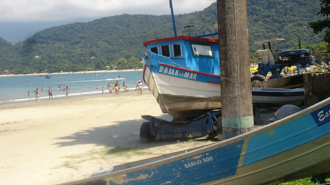 Vista de Praia do Lázaro, em Ubatuba (SP)