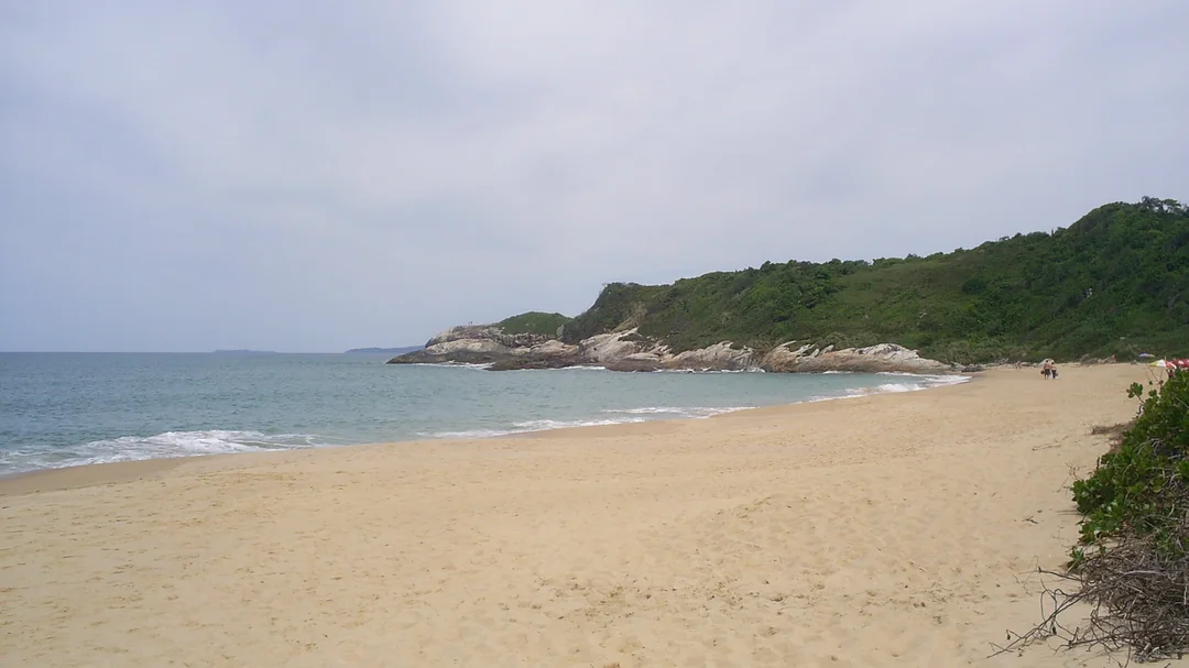 Vista de Praia do Pinho, em Balneário Camboriú (SC)