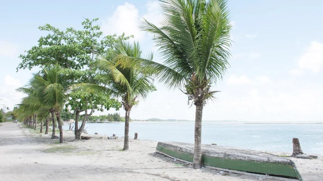 Vista de Praia do Sossego, em Ilha de Itamaracá (PE)