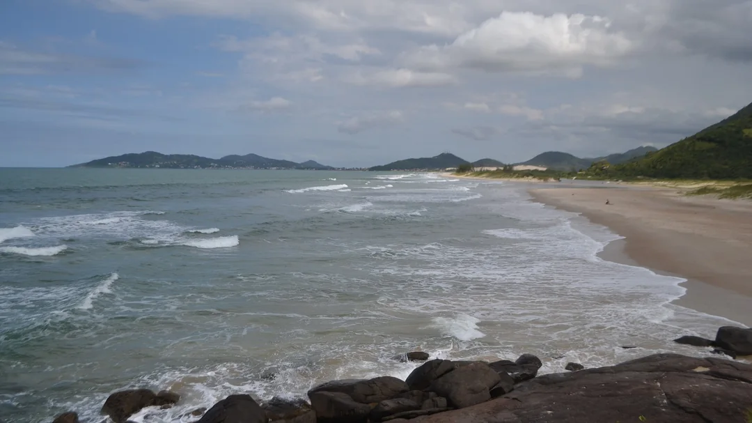 Vista de Siriú, em Garopaba (SC)