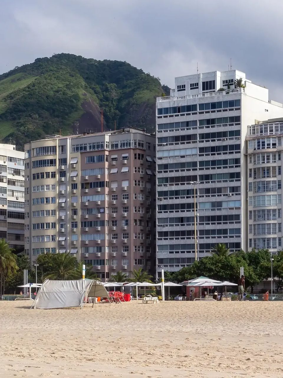 Praias para o Réveillon 2027: onde passar o Ano Novo
